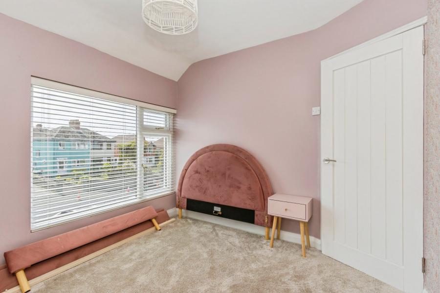 30 Newton Park