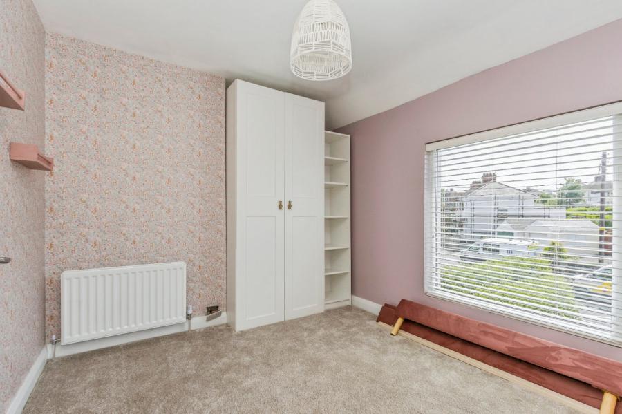30 Newton Park
