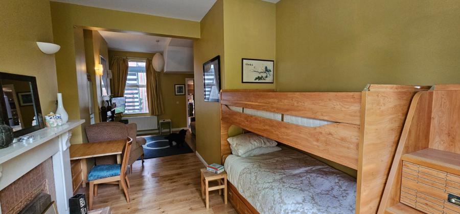 80 University Avenue