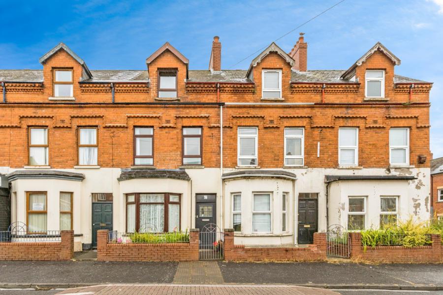 59 Agincourt Avenue