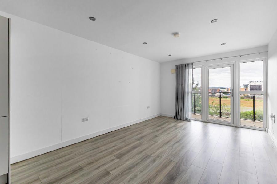 Apartment 6 The Sandford Building, 25 Bridge End