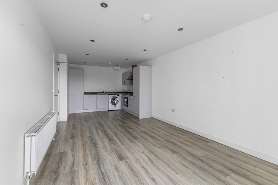 Apartment 6 The Sandford Building, 25 Bridge End