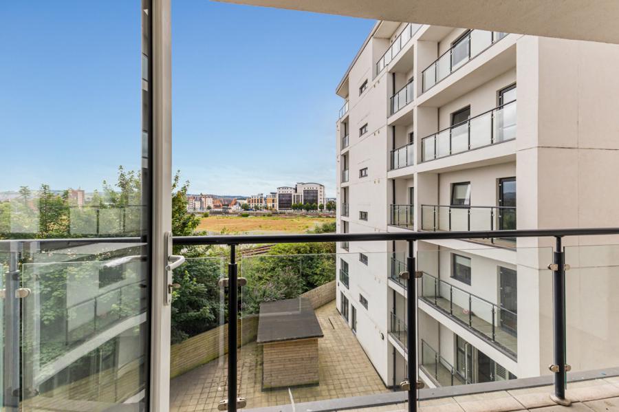 Apartment 6 The Sandford Building, 25 Bridge End