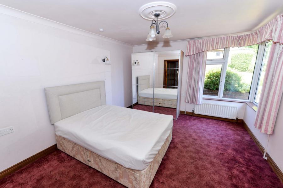 26 Greystown Park