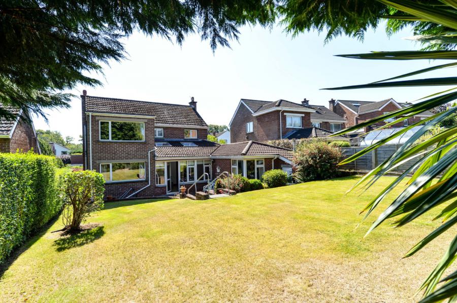26 Greystown Park