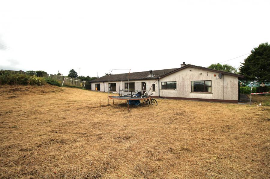 56 Lisnabreeny Road