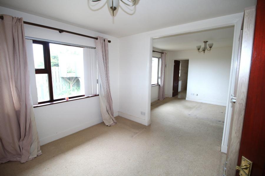 56 Lisnabreeny Road
