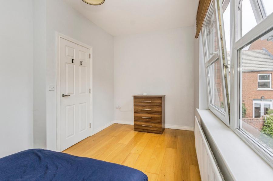 6 Linen Mill Close