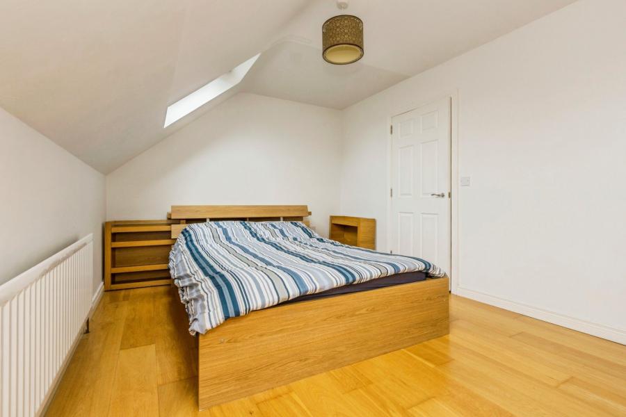 6 Linen Mill Close