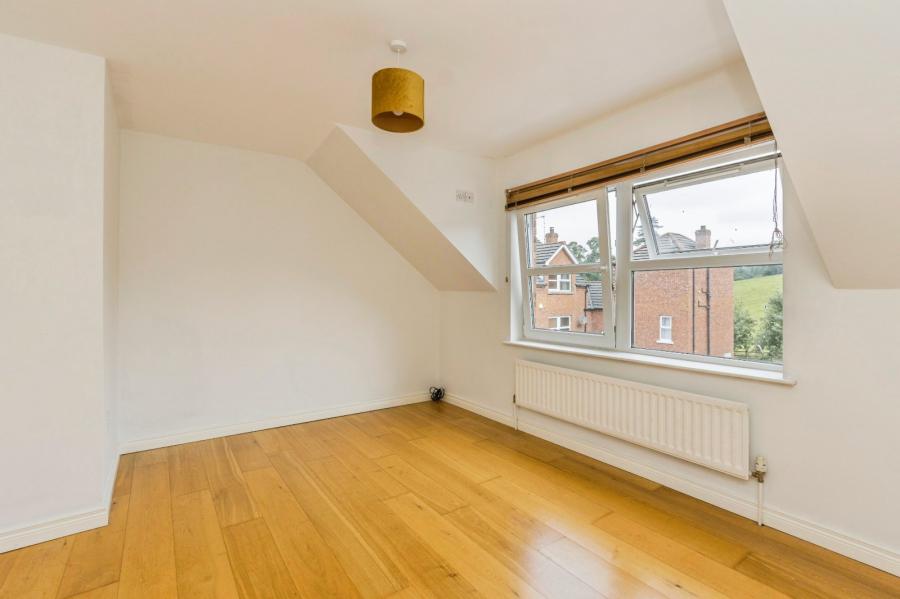 6 Linen Mill Close