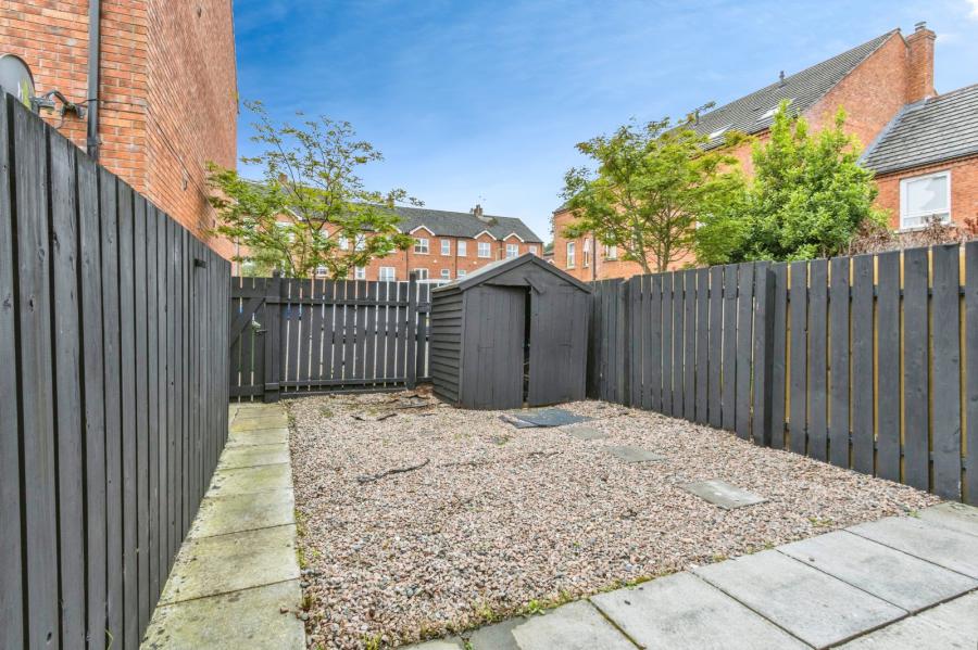 6 Linen Mill Close