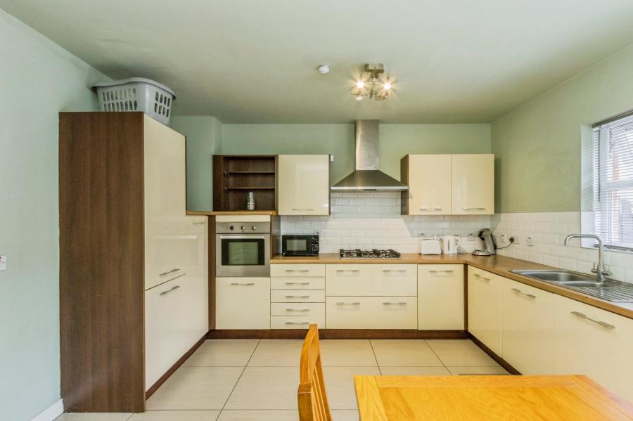 6 Linen Mill Close