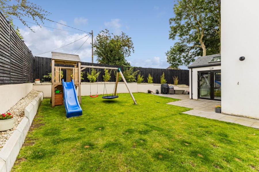 1 Knockbracken Gardens