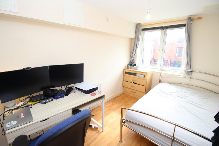 Apartment 12 Firmount Building 1, 73 Old Bakers Court