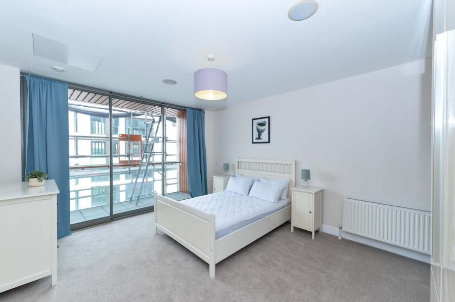 Apartment 9.38, The Arc 2I, Queens Road