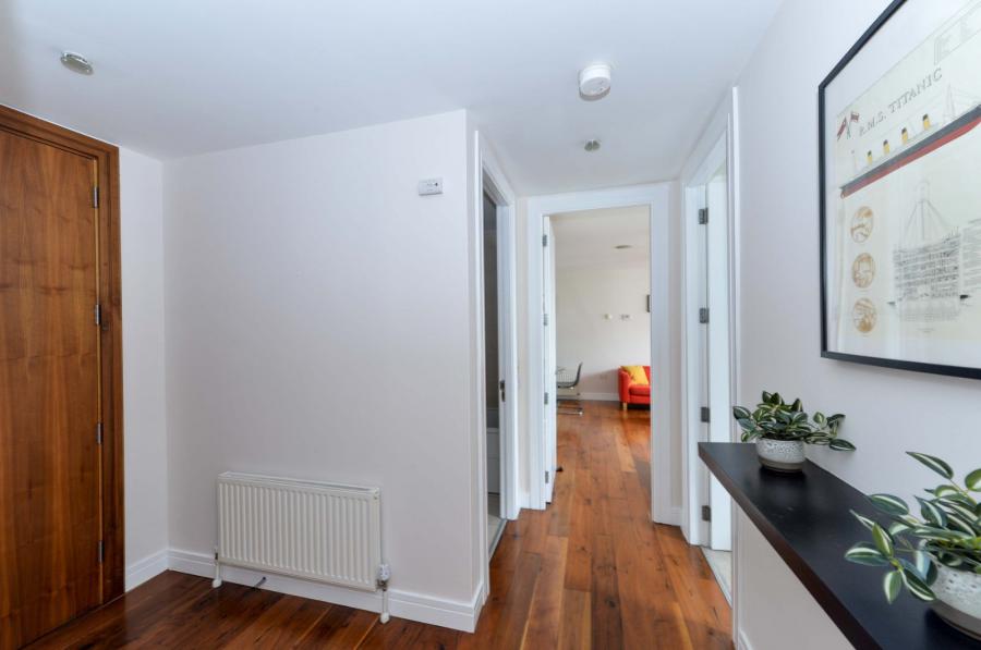 Apartment 9.38, The Arc 2I, Queens Road