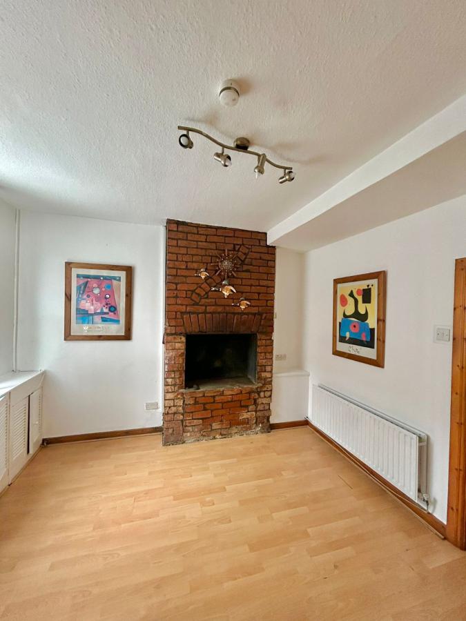 23 Gipsy Street 23 Gipsy Street