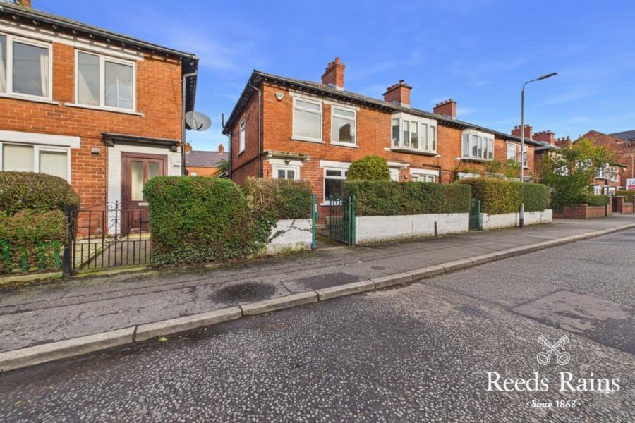 19 Whitehall Gardens, Belfast, Ormeau, BT7 3GW