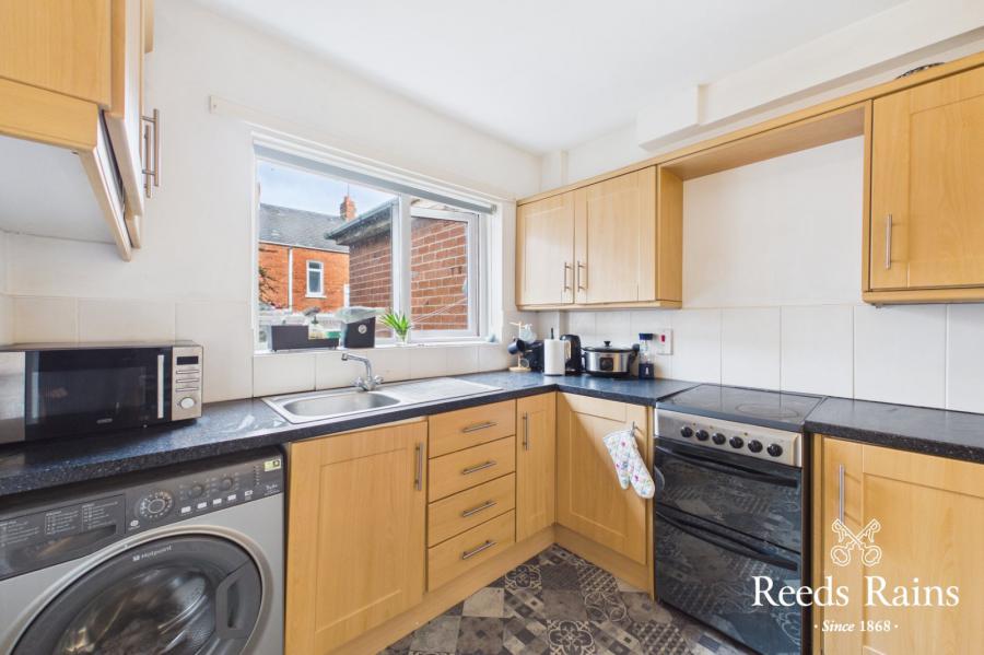 19 Whitehall Gardens