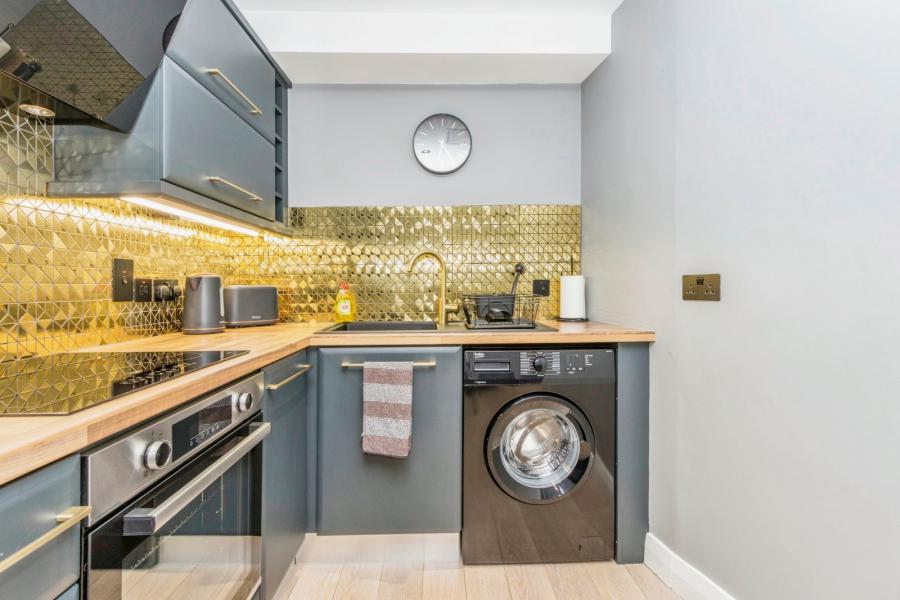 Apartment 13, 34 Alfred Street