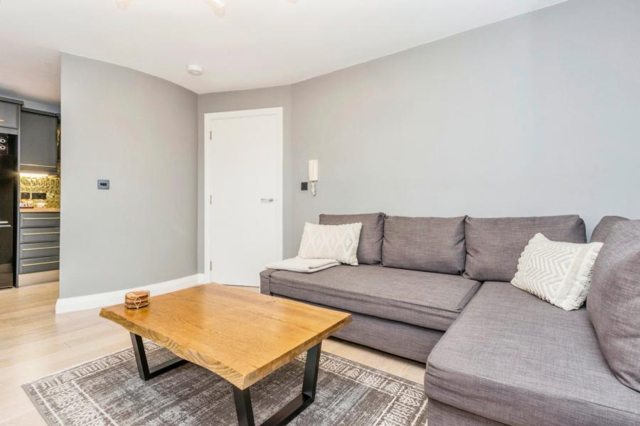 Apartment 13, 34 Alfred Street