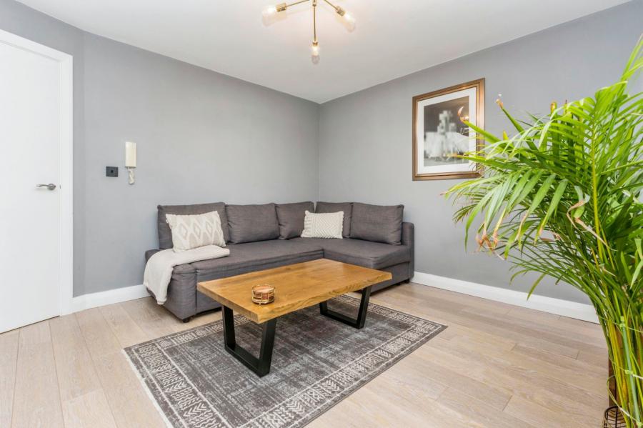 Apartment 13, 34 Alfred Street