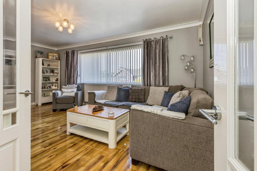 3 Brerton Crescent