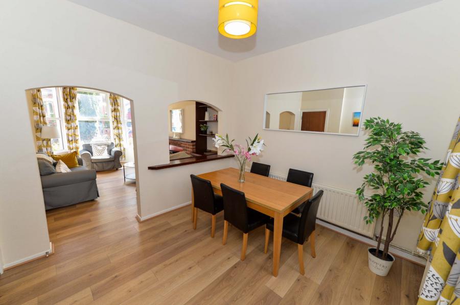 69 Haypark Avenue