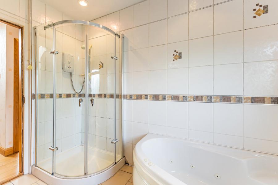 4 Glenhugh Crescent 4 Glenhugh Crescent