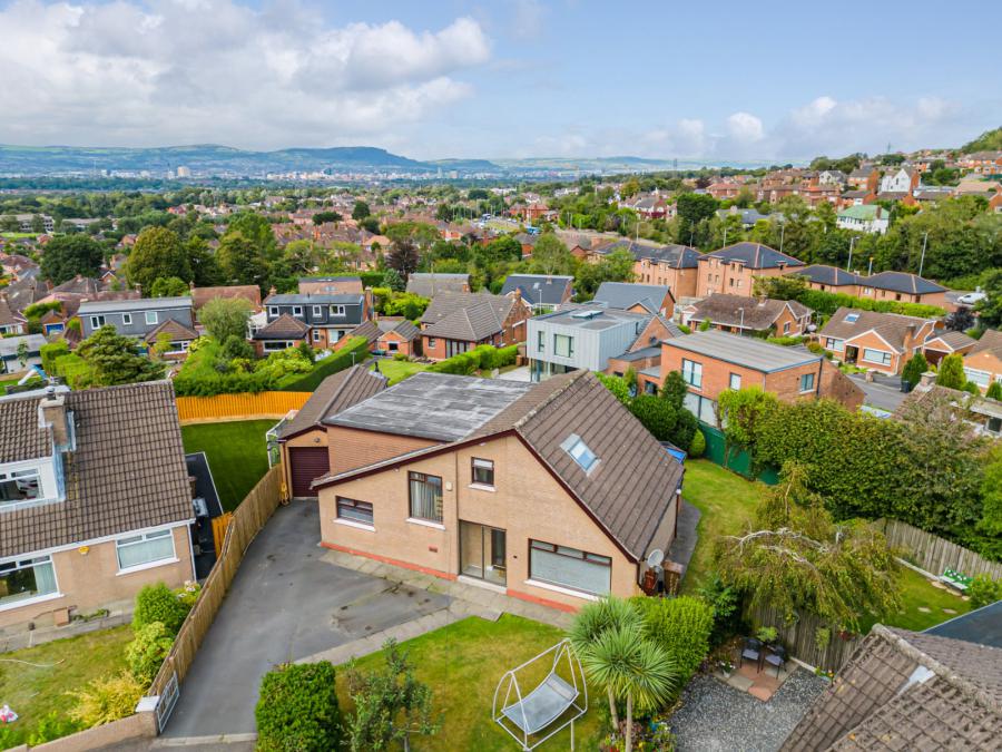 4 Glenhugh Crescent
