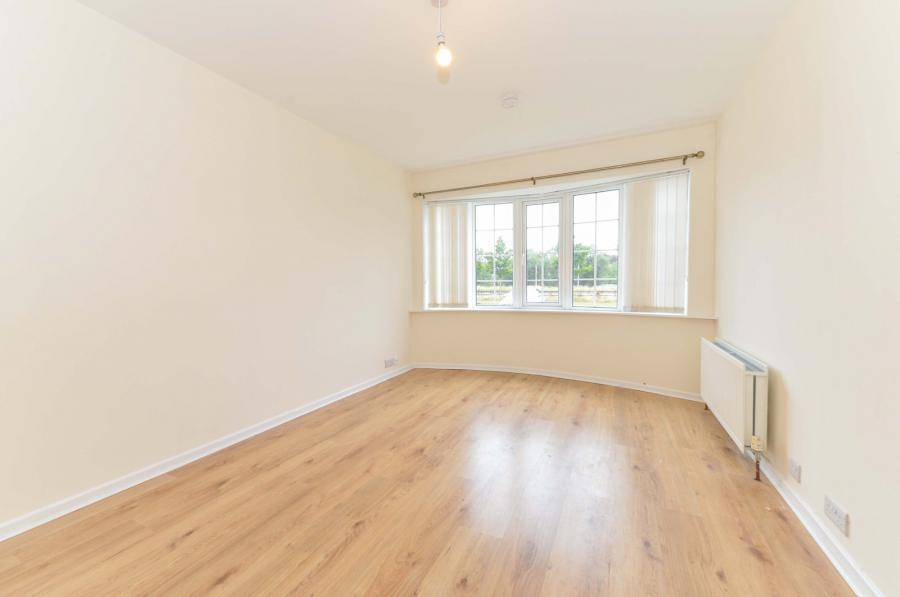 46 Strathearn Court