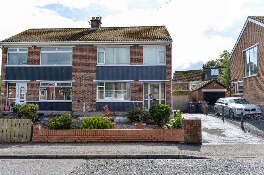40 Greystown Avenue