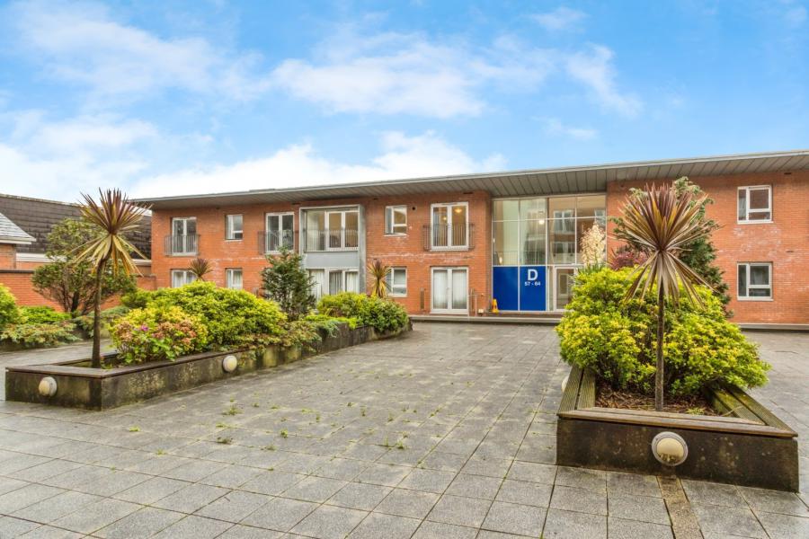 Flat 62 South Studios, 85 Tates Avenue