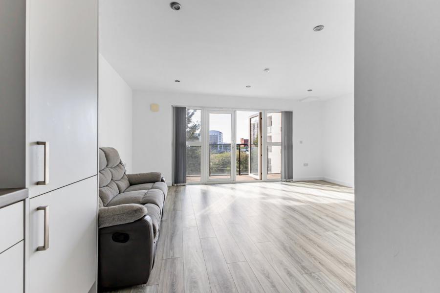 Apartment 4 The Sandford Building, 25 Bridge End