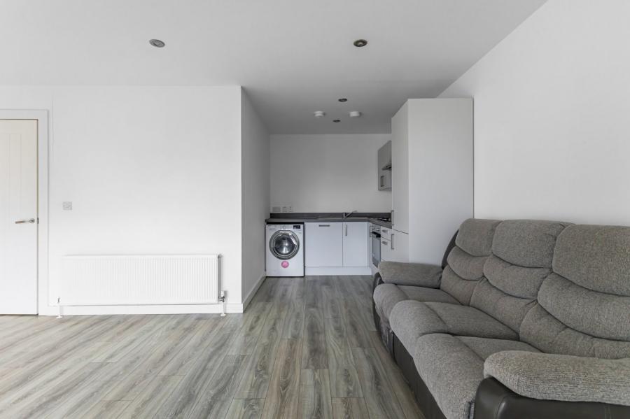 Apartment 4 The Sandford Building, 25 Bridge End