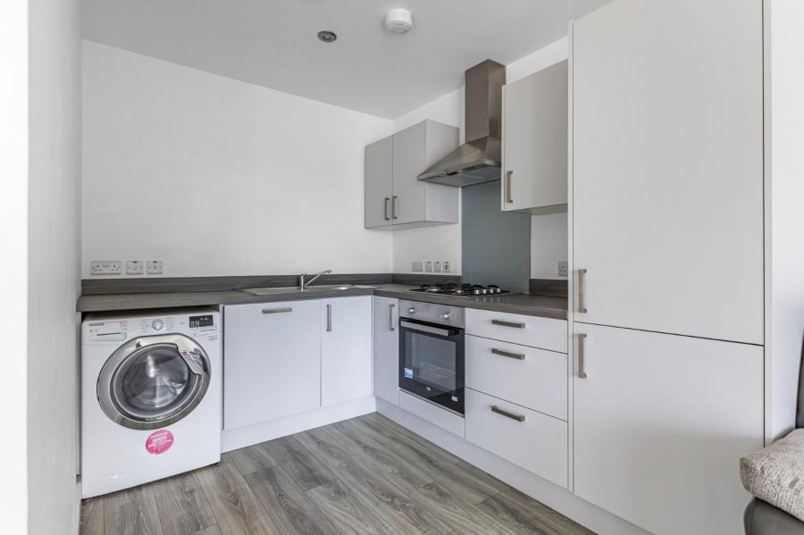 Apartment 4 The Sandford Building, 25 Bridge End