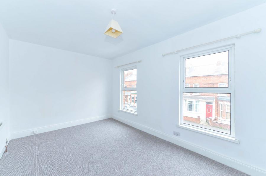 2 Willowholme Street