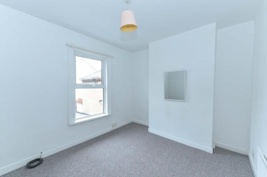 2 Willowholme Street