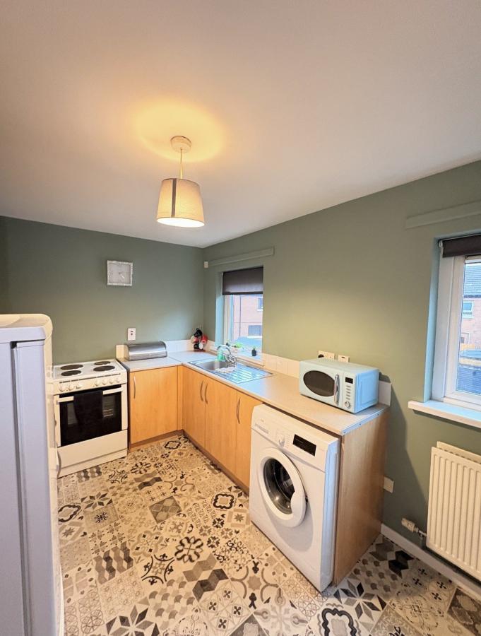 2 Catherine Street North