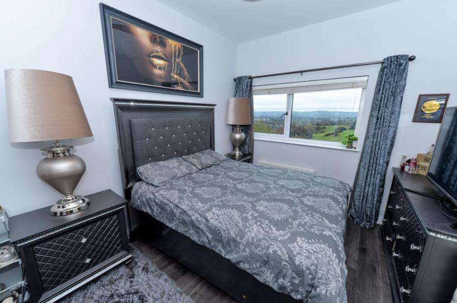 35 Lagmore View Road