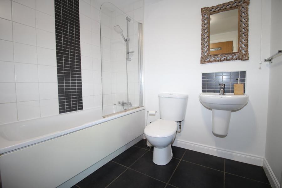 Apartment 40, 9 Brown Square