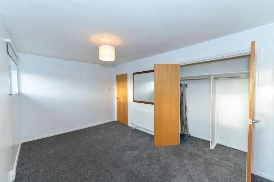 1E Greenwood Lodge, Castlecoole Walk