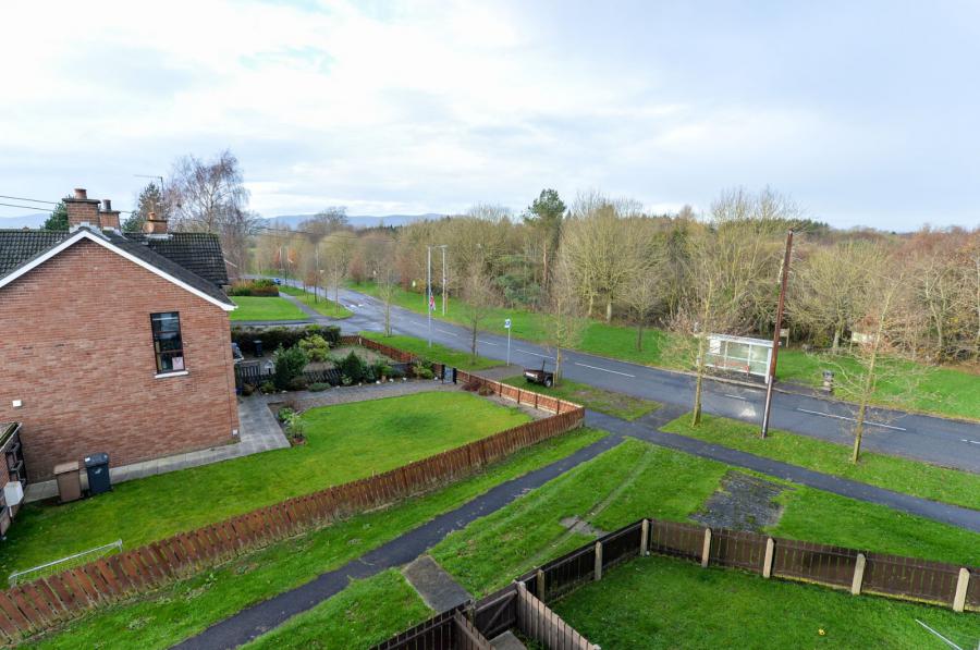 1E Greenwood Lodge, Castlecoole Walk