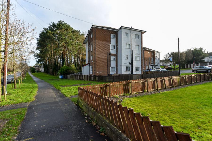 1E Greenwood Lodge, Castlecoole Walk