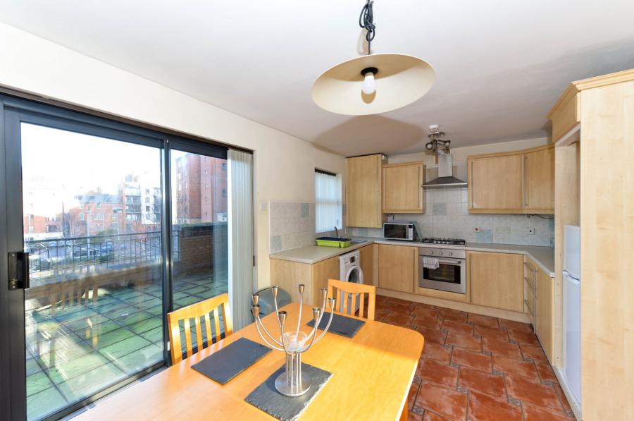 Apartment 16, Clarendon Quay