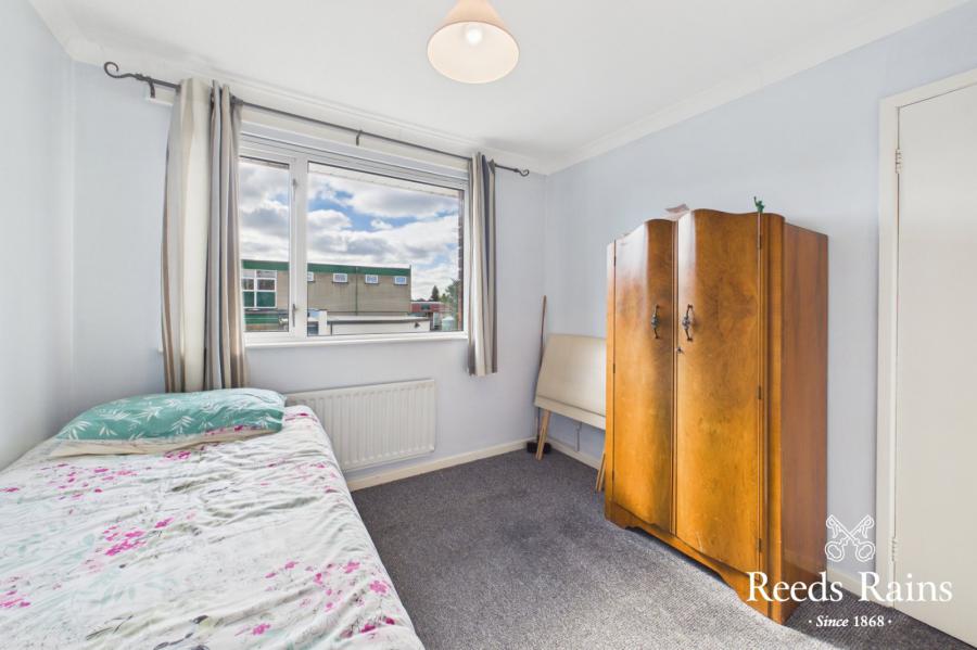 20 Sunnyside Crescent