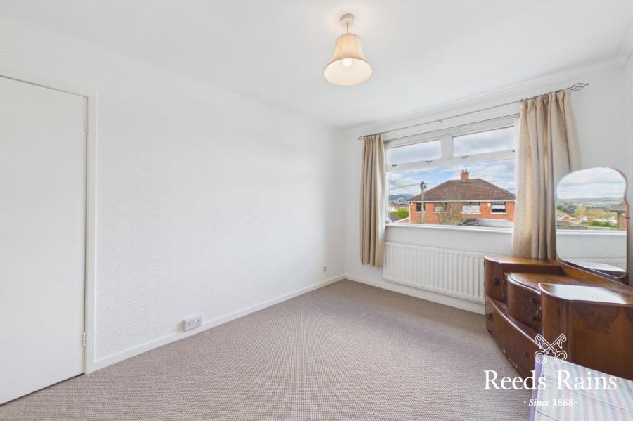 20 Sunnyside Crescent