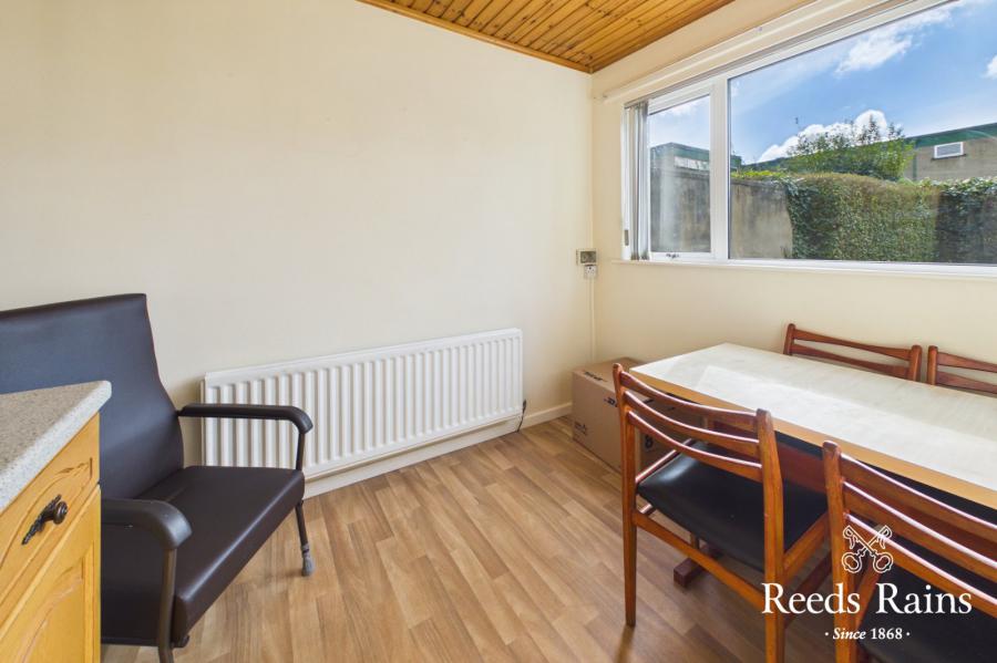 20 Sunnyside Crescent