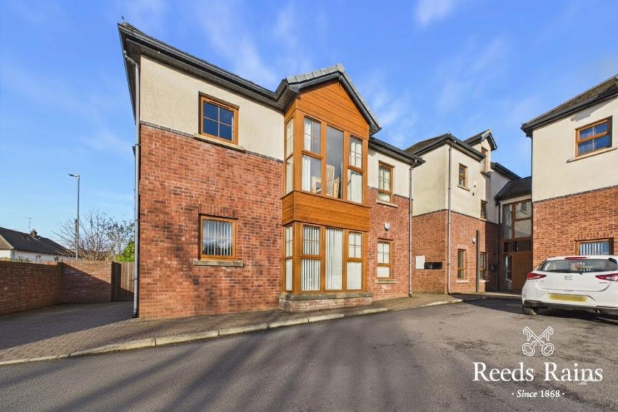 Apt 4 Four Winds Manor, Newtownbreda, Belfast, BT8 6HR