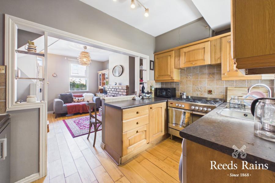 83 Edenderry Village
